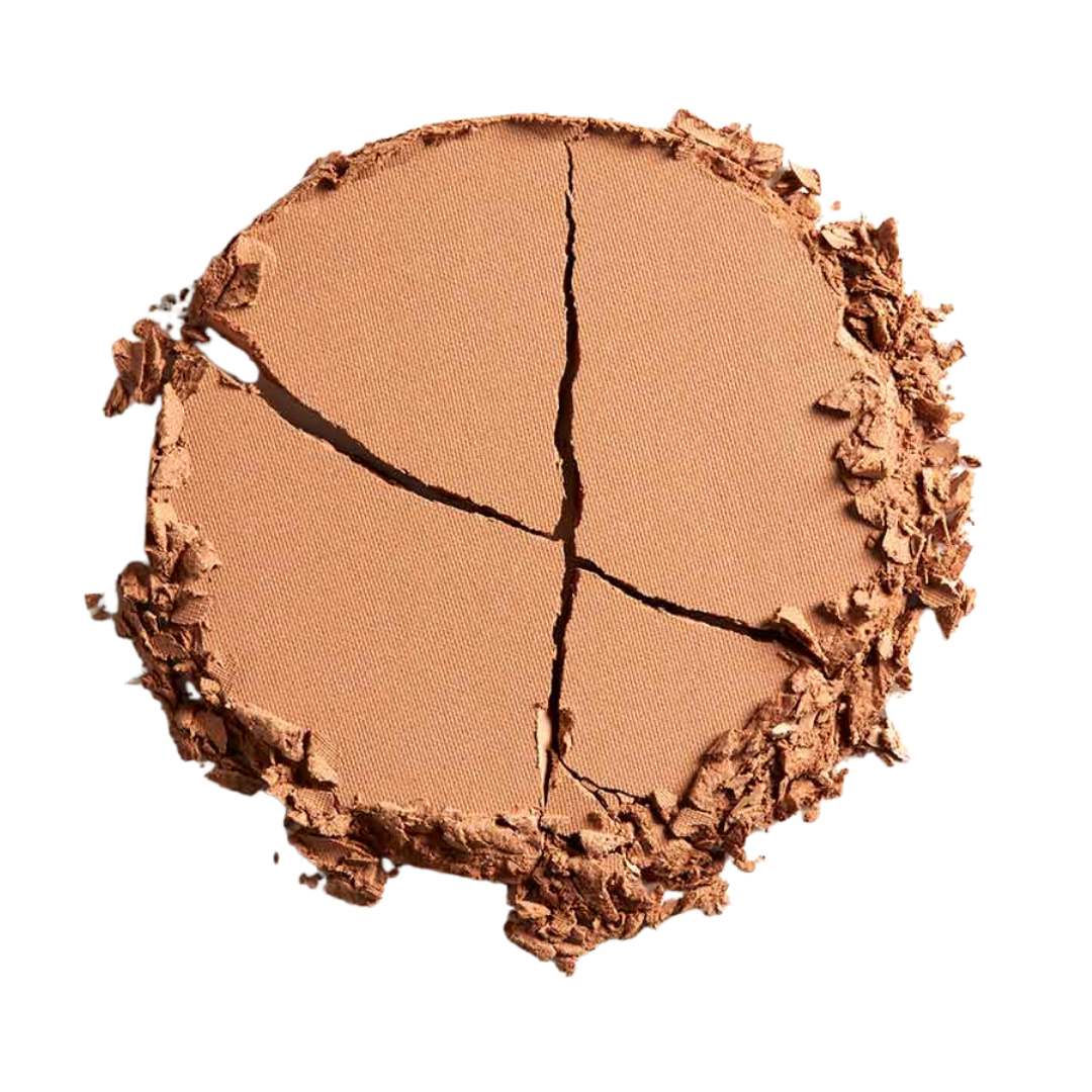 Lily Lolo Pressed Bronzer -aurinkopuuteri sävyssä Miami Beach tuo kasvoille kauniin, luonnollisen auringon hehkun.