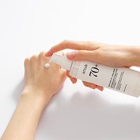 Kevyt Anua Heartleaf 70 Daily Lotion -emulsiovoide auttaa rauhoittamaan ärtynyttä ja herkkää ihoa tehokkaasti tarjoten samalla sen luonnollista kosteustasapainoa tukevia vaikutuksia.