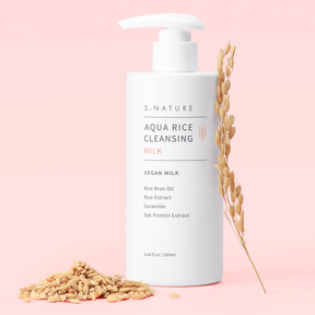 S.NATURE Aqua Rice Cleansing Milk on hoitava puhdistusmaito, joka poistaa kasvoilta päivän aikana kertyneet epäpuhtaudet hellävaraisesti ihon luonnollista kosteustasapainoa kunnioittaen.